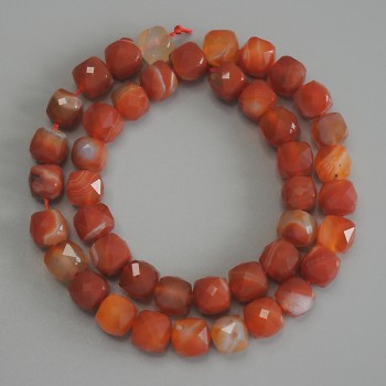 Mărgele de agată tăiate cub, diametrul 9×9 mm, lungimea 37 cm pe șnur