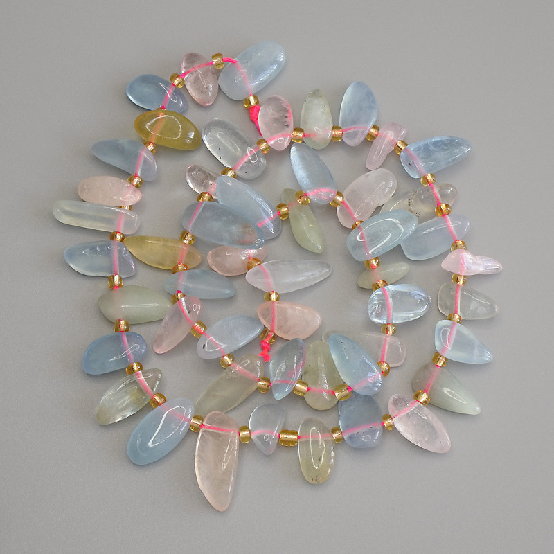 Mărgele Morganit, facetate, în formă de fluture, 14-17×6-8 mm, pe fir, lungime 41 cm