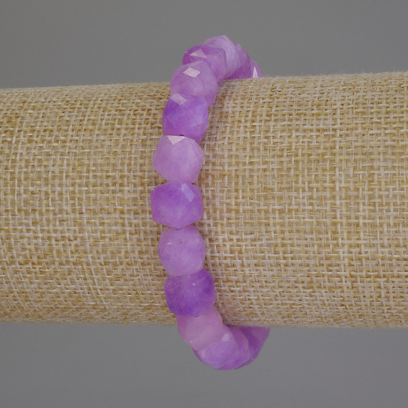 Brățară cu ametist lavandă, cub facetat, diametru 8,5 mm, lungime 18 cm, pe elastic