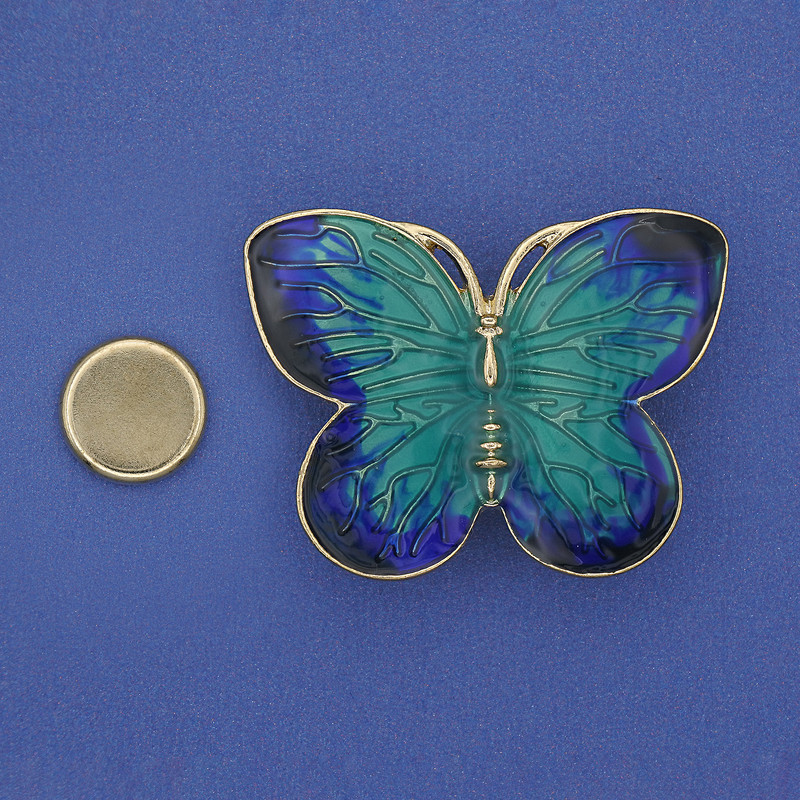 Broșă magnetică Fluture, email albastru închis și deschis, metal auriu, 39x30 mm+