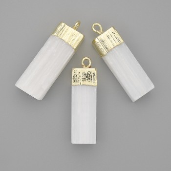 Pandantiv din selenit brut, 32×12 mm, lungime 36 mm, metal auriu