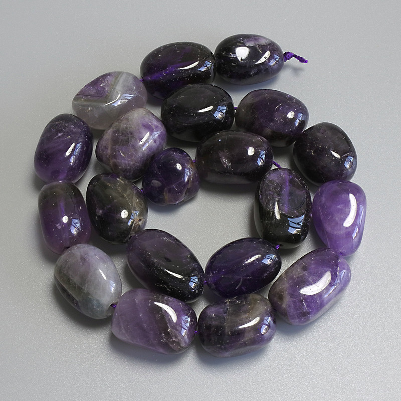 Mărgele de ametist, formă plată ovoidă, diametrul 18-20×14 mm +/- pe șnur, lungime 38 cm+