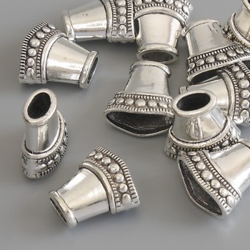 Capăt pentru bijuterii, diametru 14×15 mm, diametrul găurii 6 mm +/- 13 mm +/-, culoare argintie a metalului, ambalaj 20 g +/- 13 buc