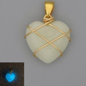 Pandantiv inimă împletită din onix, strălucire albastră, 21×21 mm, diametru 30 mm