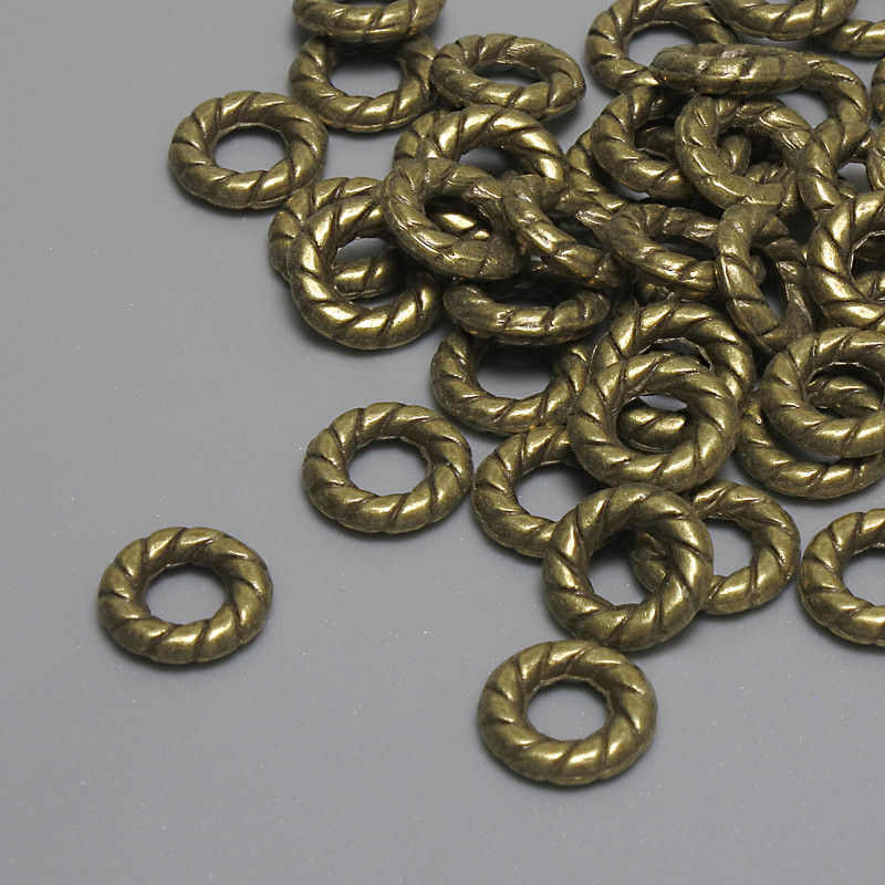 Mărgea-inserație din bronz, culoare bronz, diametru 7,5×2 mm, gaură de aproximativ 3,7 mm, ambalaj 44 buc.