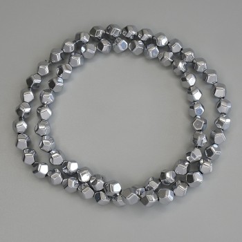 Mărgele de hematit culoare argintie, multifacetate, diametru 6x6 mm ±, pe fir, lungime 40 cm+