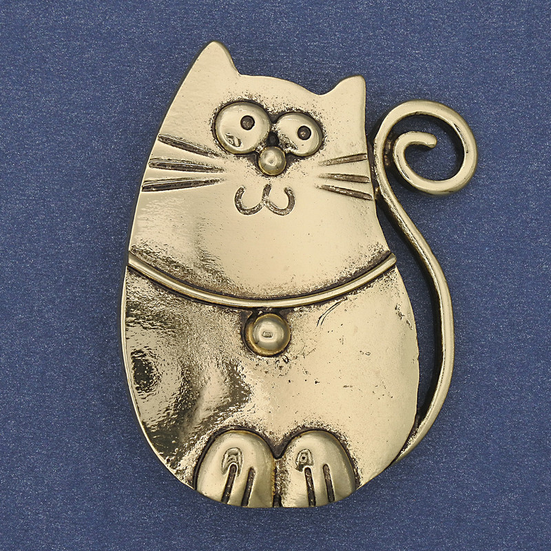 Broșă‑pandantiv „Pisică”, din metal auriu, 45x33 mm