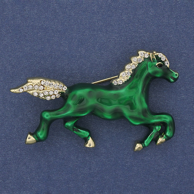 Broșă cal verde email cu strasuri albe, metal auriu 50x32mm+