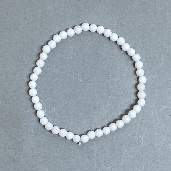 Brățară din agată, mărgele de 4 mm, lungime 18 mm +/-, pe bază elastică