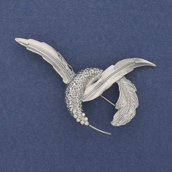Broșă «Colibri» cu strasuri albe, metal argintiu 56×40 mm+