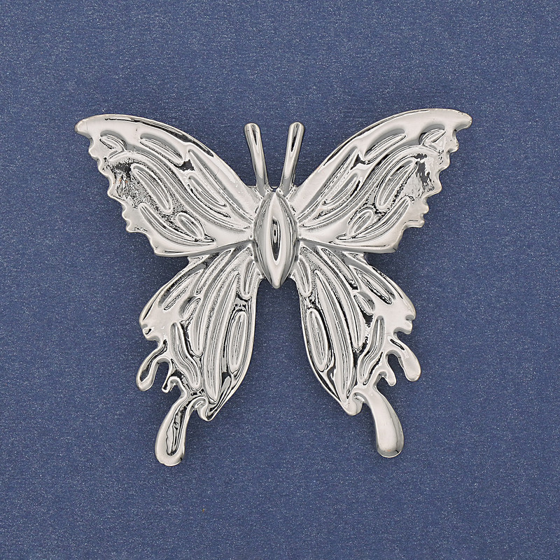 Broșă Fluture argintiu din metal 45×42 mm+