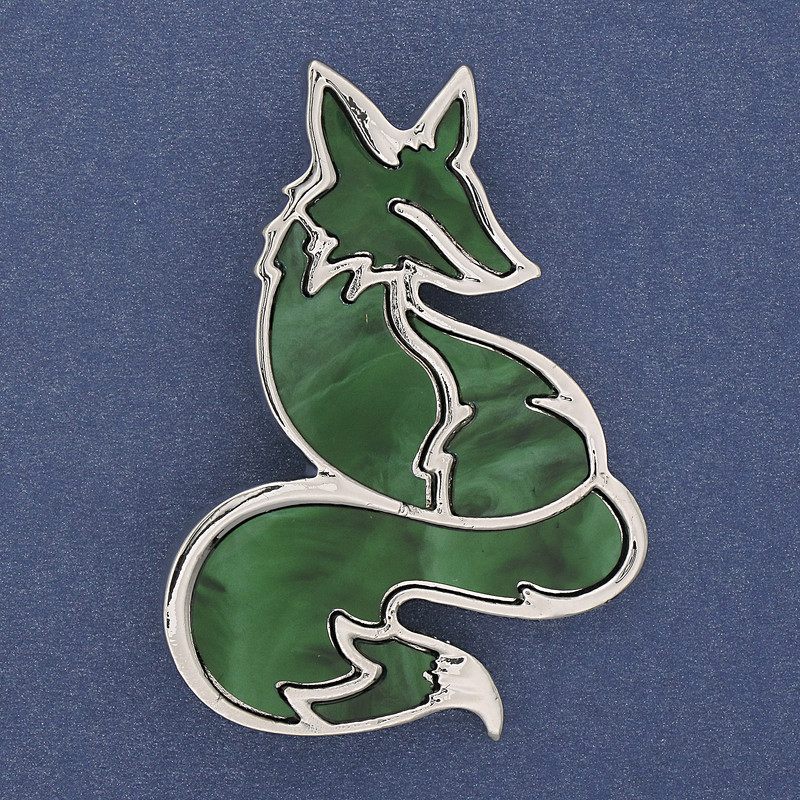 Broșă-pendulă «Vulpe», culoare verde sidefată, metal argintiu, 56×38 mm