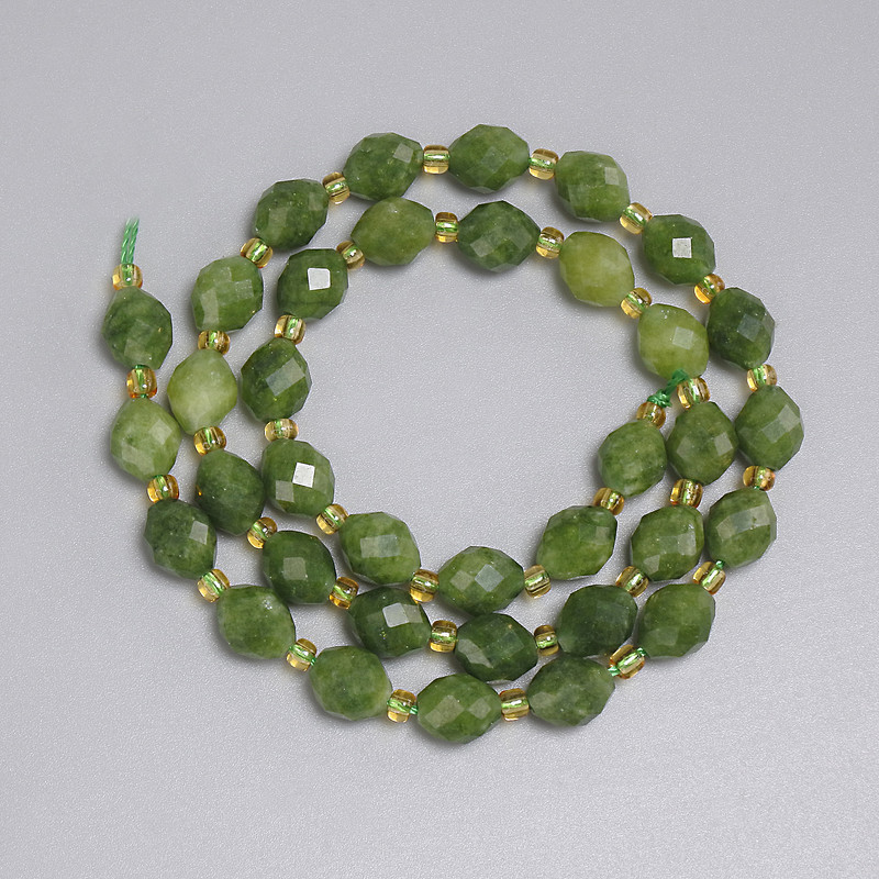 Mărgele Jadit, granule tăiate 8×7 mm, mărgele de 3 mm, lungime aproximativă 38 cm, pe șnur
