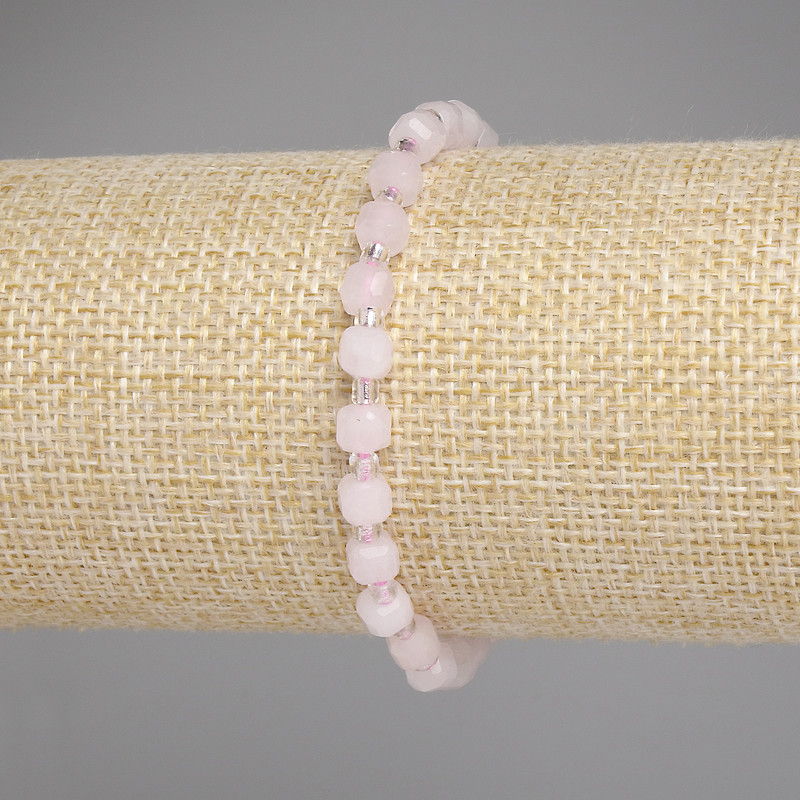 Brățară din cuarț roz, cuburi tăiate de 5×5 mm, mărgele de 3 mm, lungime 18 cm, pe elastic