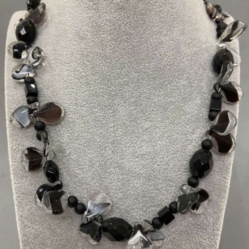 Colier din sticlă de Murano cu mărgele în formă de fluture, 20x12 mm ±, agate artificiale tăiate 11x7 mm ±, 16x11 mm ±, lungime 60 cm ±, cu închizător