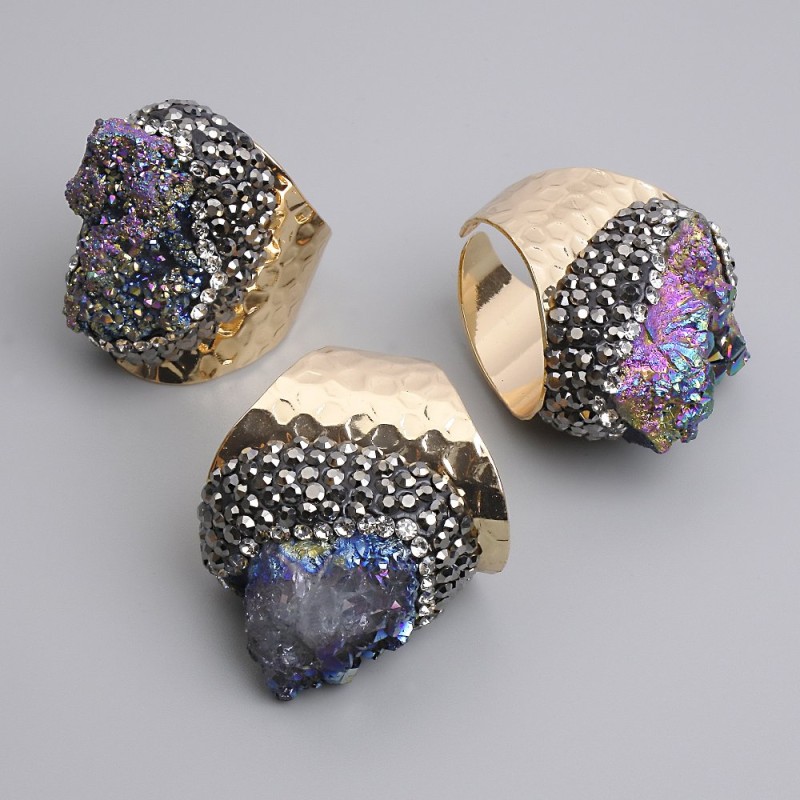 Inel «Hurem» din chalcopyrită, strasuri gri și albe, 30x20 mm ±, metal auriu, fără mărime