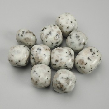 Jasp Kiwi, fațetat natural, bucăți fără gaură 16-18×16-22 mm ± (pentru 100 g ±)