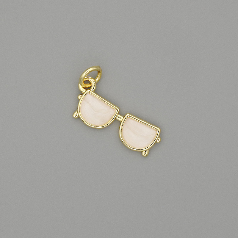 Pandantiv în formă de ochelari, sidef auriu, din metal, cu strasuri albe, diametru 19x6 mm