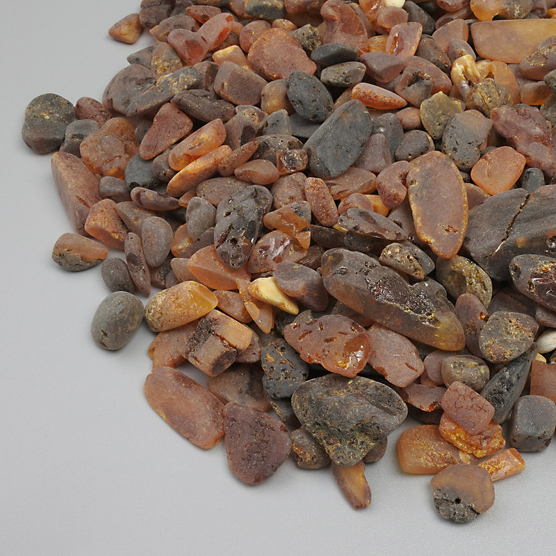 Fragmente naturale de chihlimbar fără gaură, 5–20×3–15 mm ± (pentru 100 g ±)