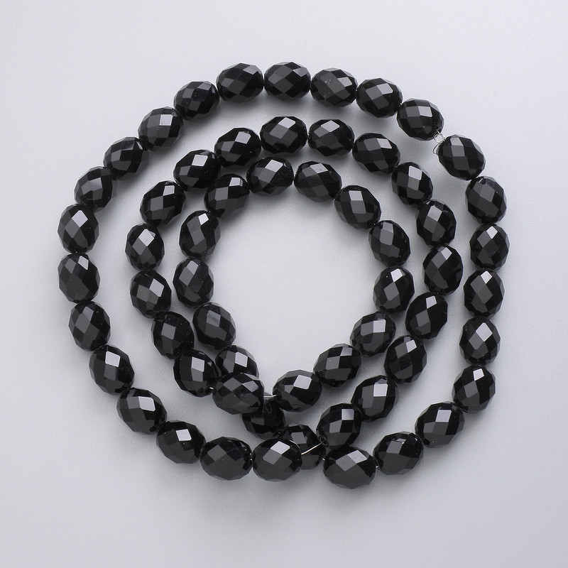 Mărgele negre mate din cristal cehesc pe șnur, cu formă granuloasă, diametru 9,5×8 mm, lungime 56 cm