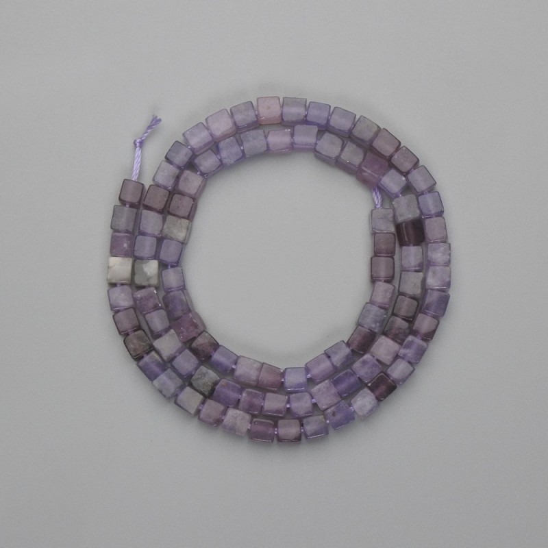 Mărgele de ametist cubice, diametrul 4×4 mm, lungime 39 cm, pe șnur