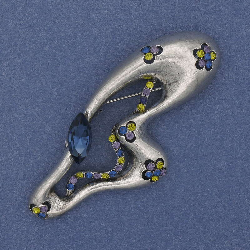 Broșă-pendulă Accent cu strasuri din metal argintiu 73×32 mm+