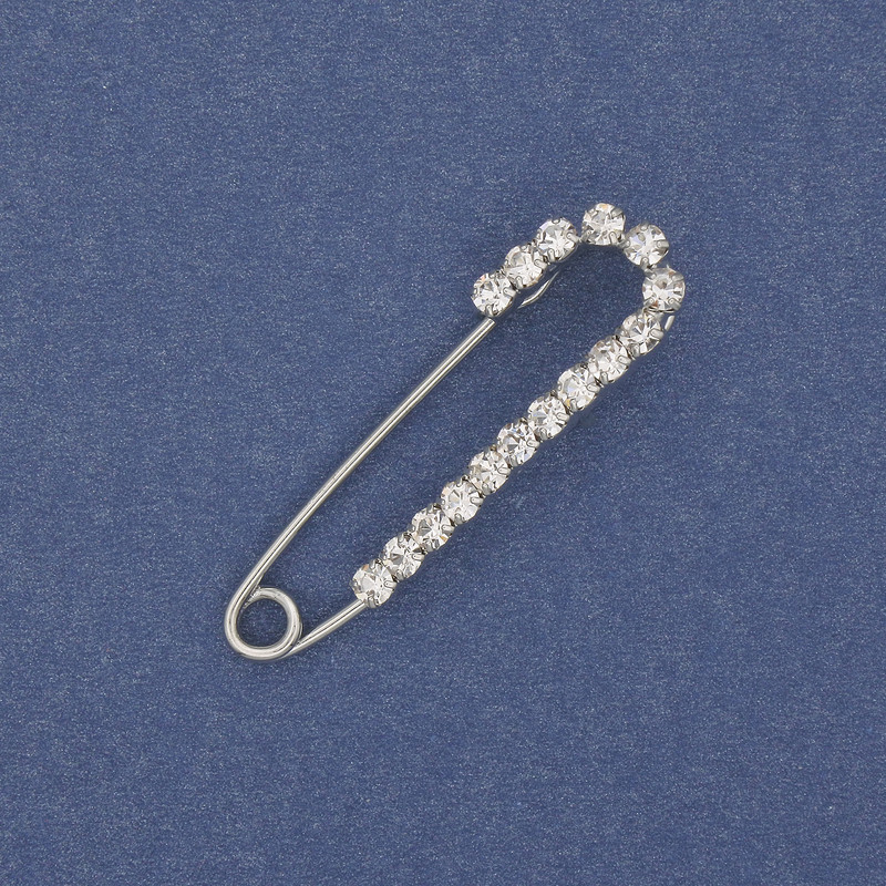 Broșă-pin cu strasuri albe, 36×10 mm, metal argintiu