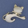 Broșă-pendentiv «Pisică» albă, Ochiul pisicii, metal auriu, 40x31 mm+