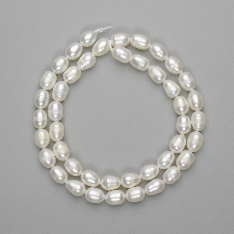 Mărgele din perle naturale de râu 8–8,5×6 mm ±, lungime 37 cm ± pe șnur
