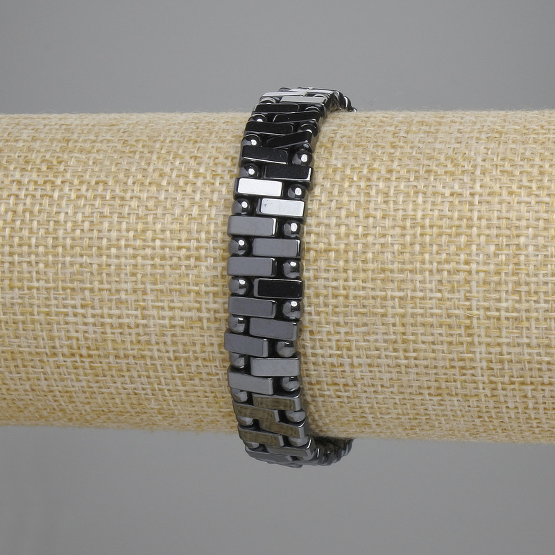 Brățară cu hematit 11×3 mm±, mărgele de 3 mm±, lungime 18 cm±, elastică