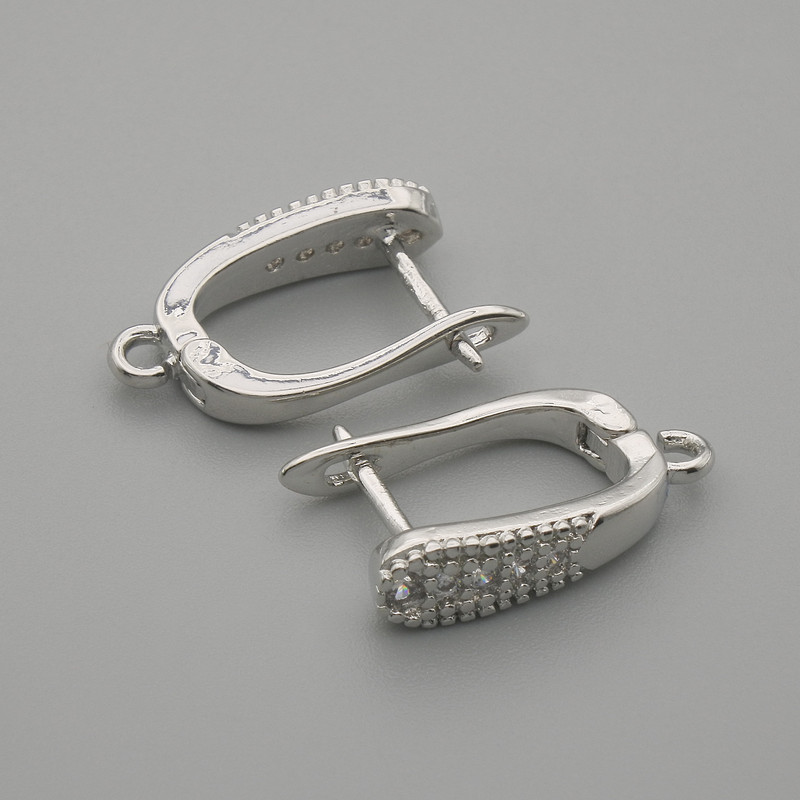Știfturi pentru cercei, cu strasuri albe, metal argintiu, 15×4 mm, pereche
