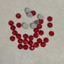Strasuri cu fixare la rece, culoare roșu, diametru 5 mm ±, ambalare 250 g (+/-)