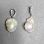 Pandantiv cu perle baroce 23×18 mm +/- (dimensiuni asortate), lungime 40 mm+