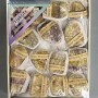 Сувенірний камінь Флюорит асорті розміри (ціна за коробку) 17х13см+