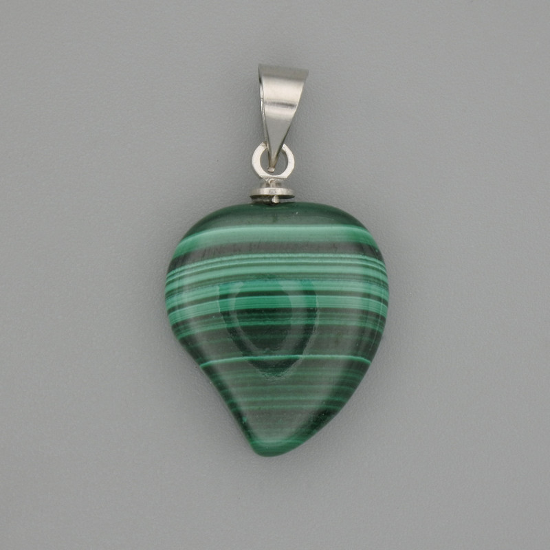 Pandantiv inimă din malahit 13x15x23mm+