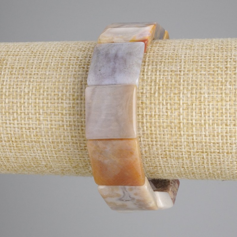Brățară din coral fosil, pătrate 18x18 mm, lungime 18 cm ±, pe elastic