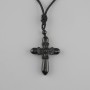 Pandantiv Cruce din agat negru, diametrul 47×36 mm ± pe șnur negru cu reglaj, lungime 78 cm+