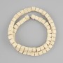 Mărgele bej din lavă vulcanică cubice, diametrul 6×6 mm ± pe șnur, lungime 40 cm+