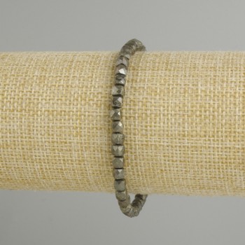 Brățară din pirita tăiată în cuburi, diametru 4×4 mm, lungime aproximativă 18 cm, pe elastic