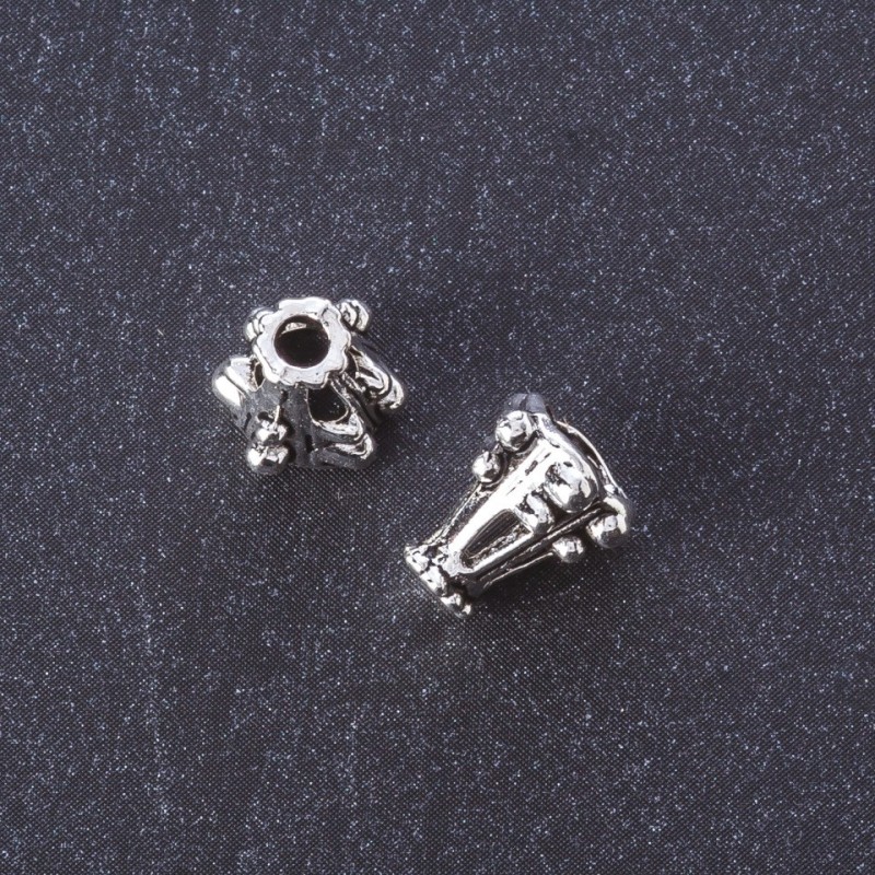 Capăt de terminare, culoare argintiu metalic, lungime 10 mm, ambalaj 24 buc, greutate aproximativă 20 g