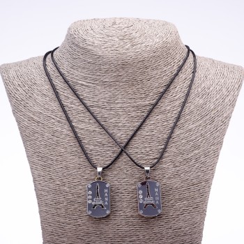 Pandantiv pentru cuplu de prietenie «Turnul Eiffel» pe șnur, lungime 45 cm, diametru 20x30 mm, culoarea metalului argintiu