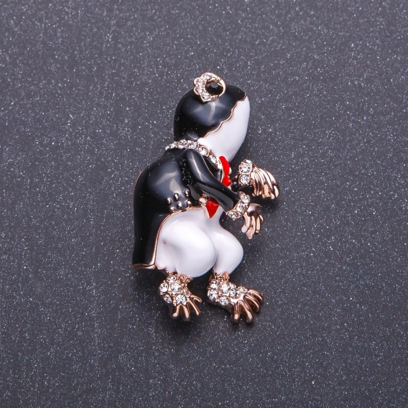 Broșă Broască Dirijor în frac, culoare aurie, 3,5×2 cm