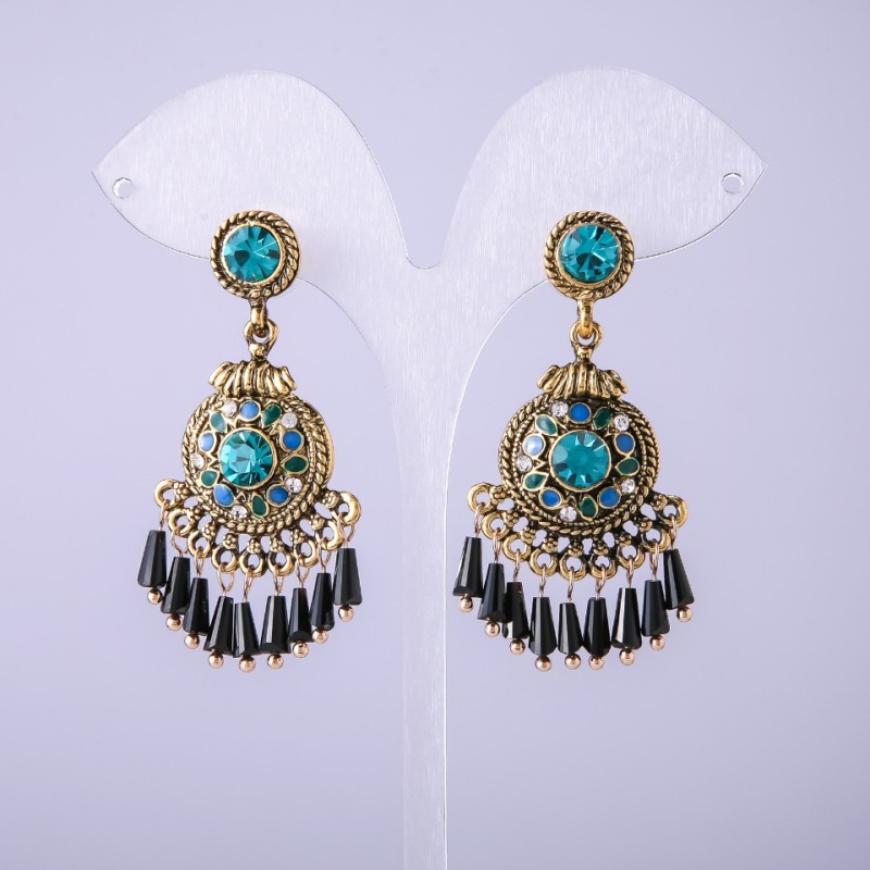 Cercei în stil oriental, cu cristale verzi, lungime 20 mm