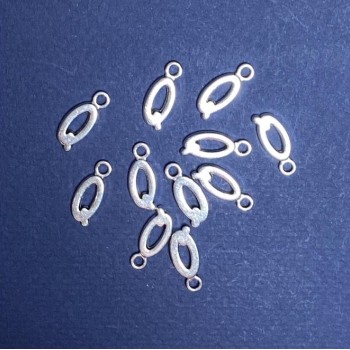 Pandantiv litera 'Q' 17x7mm, ambalaj 20 g (+/- 24 buc.)