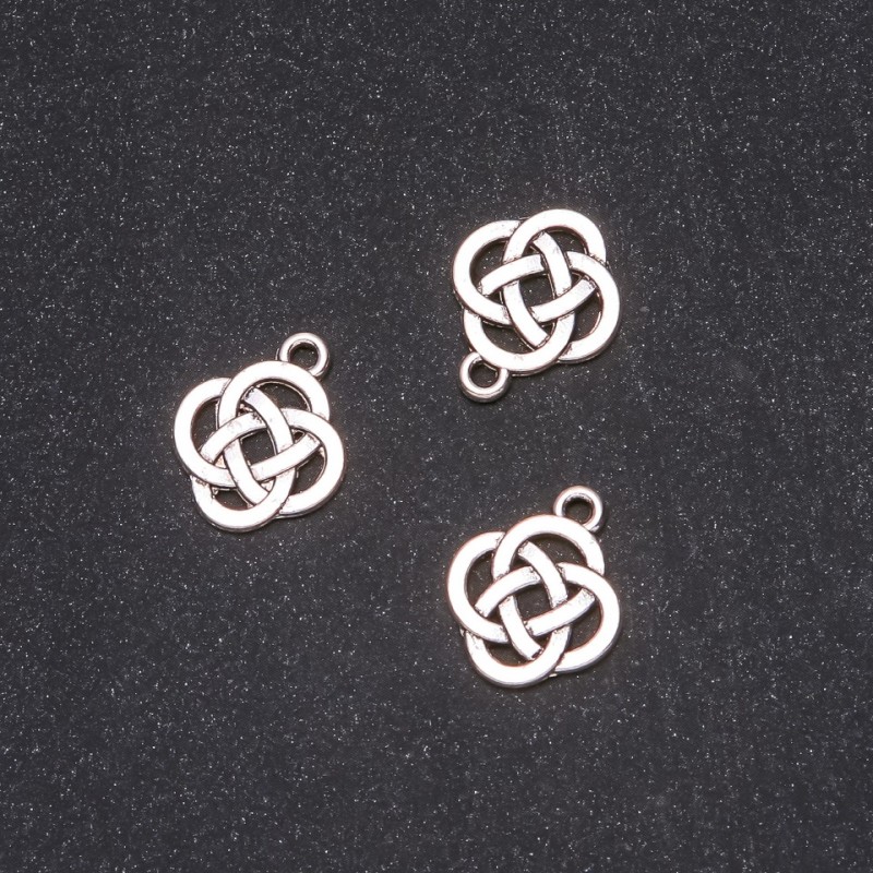 Pandantiv – feronerie 15×19 mm, ambalaj de 20 g, aproximativ 14 buc.