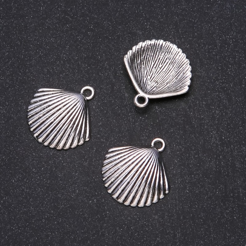 Pandantiv scoicǎ 24×25 mm, ambalare 20 g, ±8 bucăți