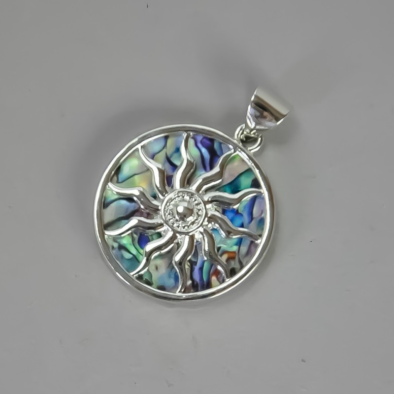 Pandantiv «Iarilo» din halioitis artificial 32×37×43 mm