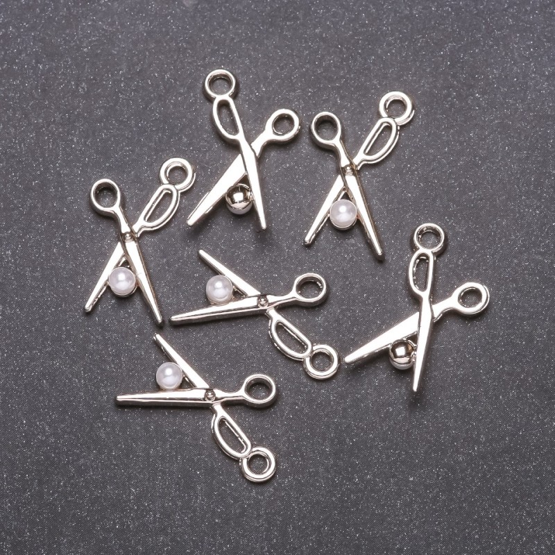 Pandantiv Foarfecă, diametrul 13 mm, lungimea 23 mm, din metal alb, ambalaj 6 buc.