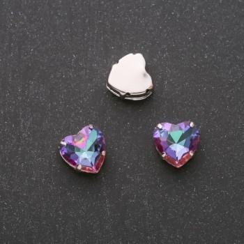 Preț per set /10 buc. Cristal cusut în formă de inimă 12 mm verde-vișiniu