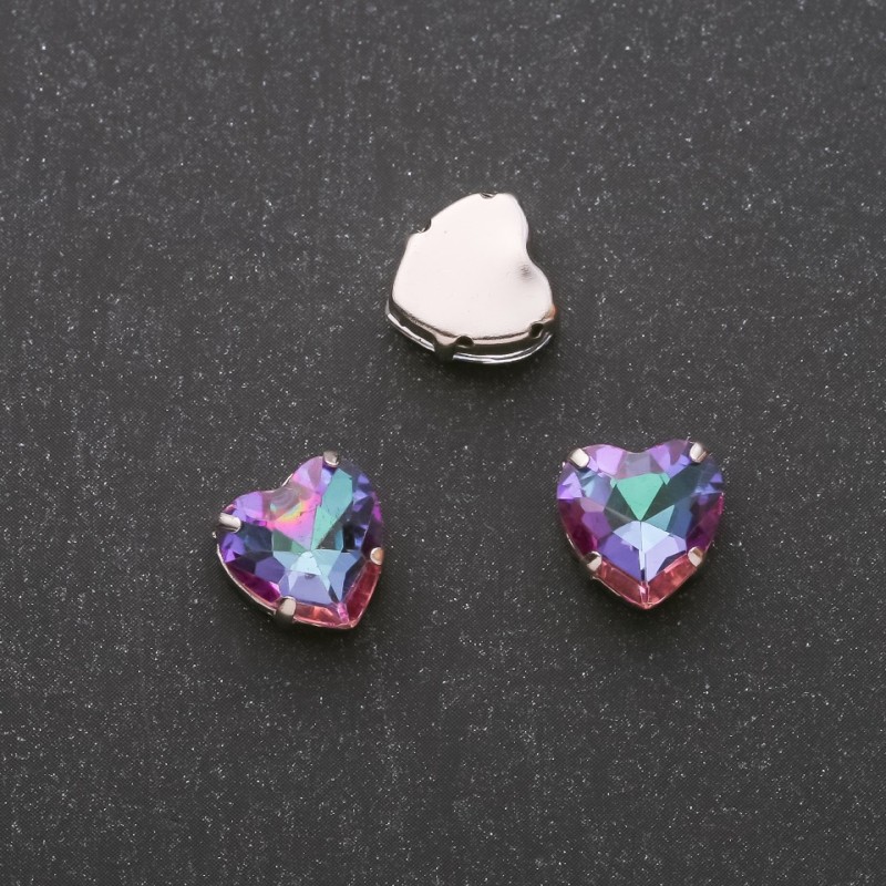 Preț per set /10 buc. Cristal cusut în formă de inimă 12 mm verde-vișiniu